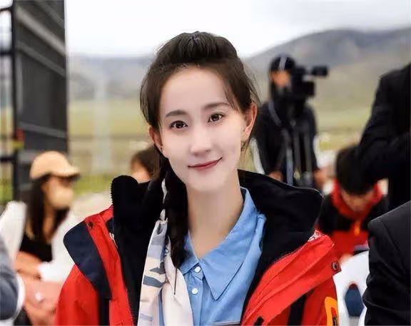 體操女神張豆豆瑜伽驚艷照,膚白貌美身姿妙,看完感覺戀愛了
