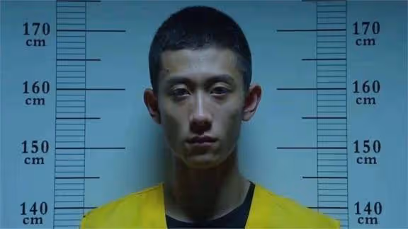 張一山凌晨發文宣告，全新「身份」曝光，已經走上另一條輝煌大道