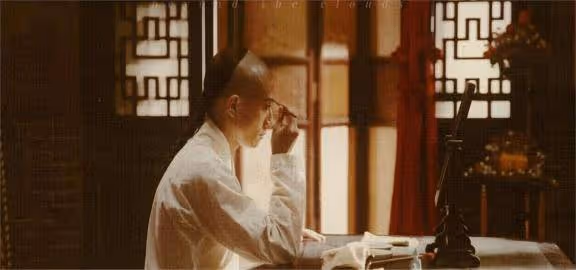 張一山凌晨發文宣告，全新「身份」曝光，已經走上另一條輝煌大道