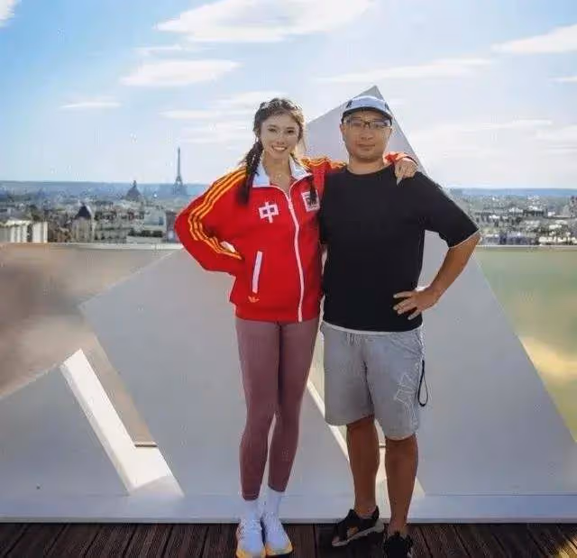 吳艷妮曬和粉絲合照，感謝粉絲一路陪伴，吳艷妮本人超可愛