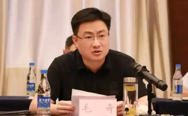 李佩霞結束留置還剩10天, 毛奇獸性再添新證據 ,李父遇貴人相助!