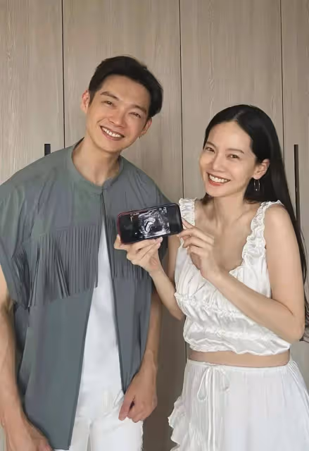 曾之喬官宣懷孕,辰亦儒升級當爸爸,官宣合影看起來卻很疏離