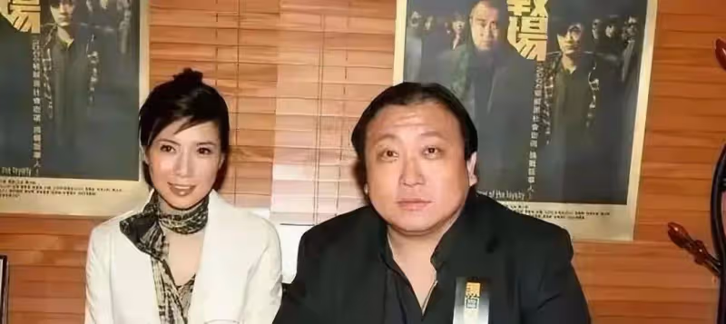 香港「性感大嫂」被勸復出,多個角色深入人心,之前宣布與小七歲丈夫離婚