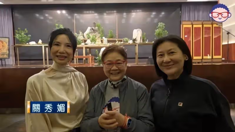 香港「性感大嫂」被勸復出,多個角色深入人心,之前宣布與小七歲丈夫離婚