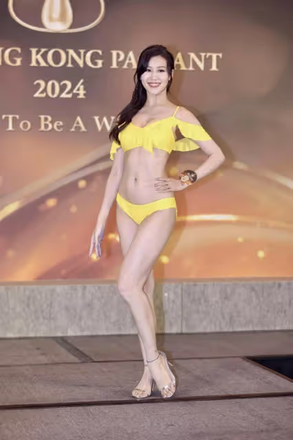 脫胎換骨！15位候選港姐穿比基尼亮相！顏值身材大變樣，哪個最有潛力？