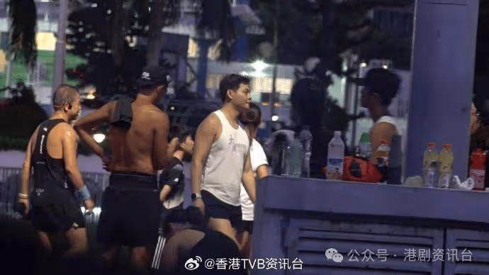 前TVB一姐情斷吳卓羲?被爆與男歌手暗撻譜「姊弟戀」