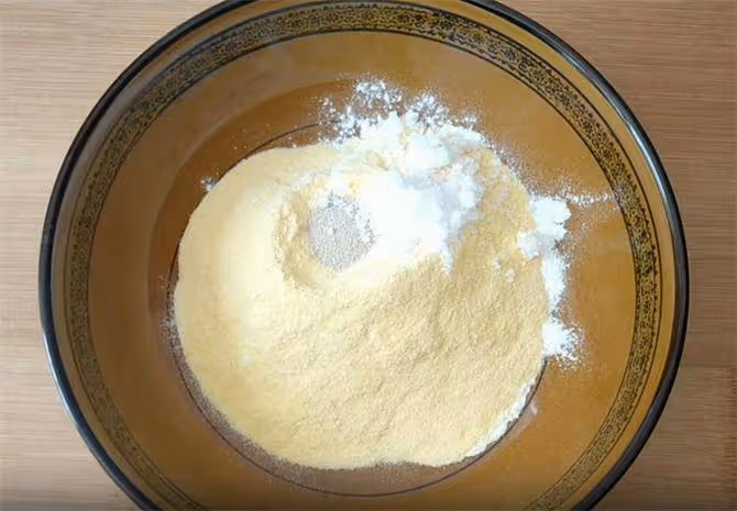 一碗玉米面，一杯牛奶，手不沾面，粗細搭配，讓你愛上吃玉米餅