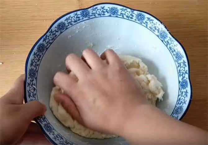 糖酥餅教程,從和面到烙制詳細講解,咬一口酥掉渣,想做失敗都難