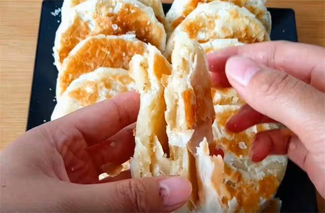 糖酥餅教程,從和面到烙制詳細講解,咬一口酥掉渣,想做失敗都難