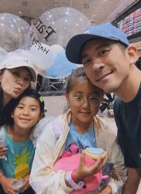 賈靜雯修杰楷接遊學歸來女兒，咘咘9歲生日慶典超有愛：這才是幸福的模樣！