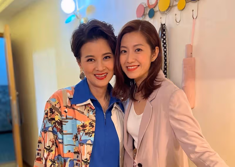 恭喜!TVB老戲骨突然宣布當外婆,女兒秘密結婚後生女
