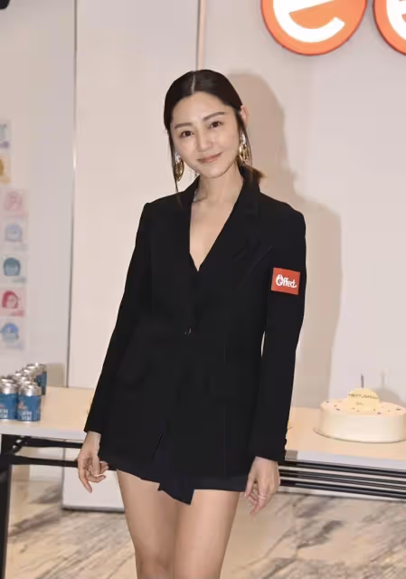 恭喜!香港知名女星衛詩雅曝婚禮日期,曾一度遭前男友劈腿