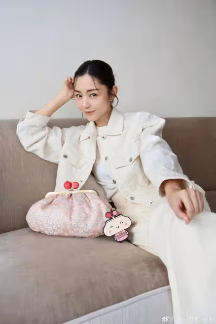 恭喜！香港知名女星衛詩雅曝婚禮日期，曾一度遭前男友劈腿