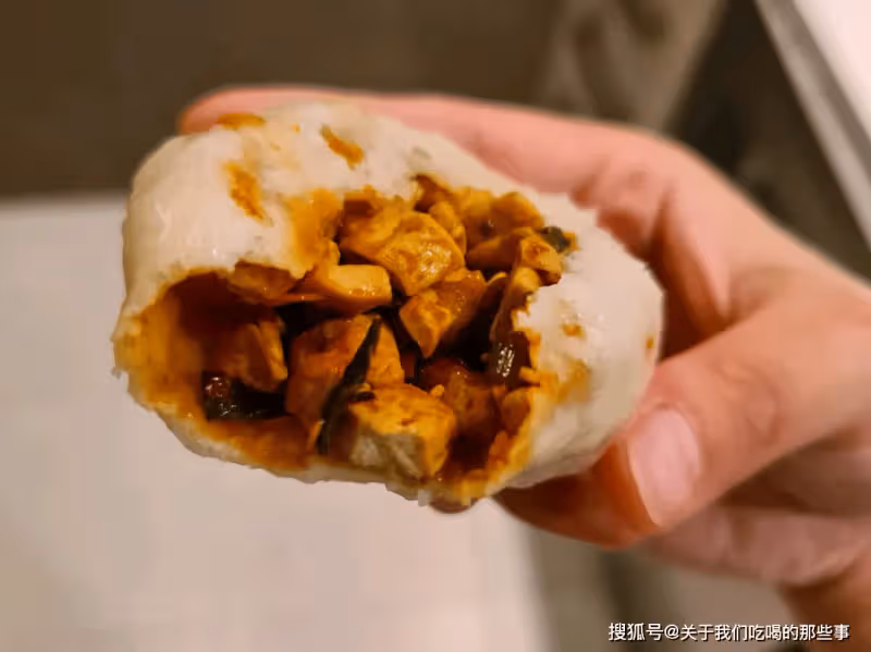 做豆腐餡包子，豆腐千萬不要直接包，也不要炒，教您正確的做法