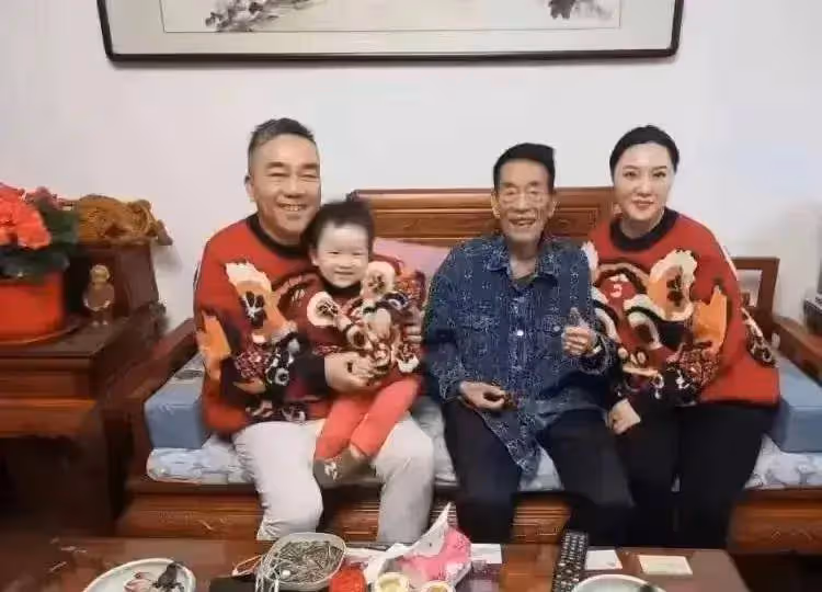 楊議爆猛料,都是孟真背後設計和謝雷是一夥,楊議損失慘重,嚇人