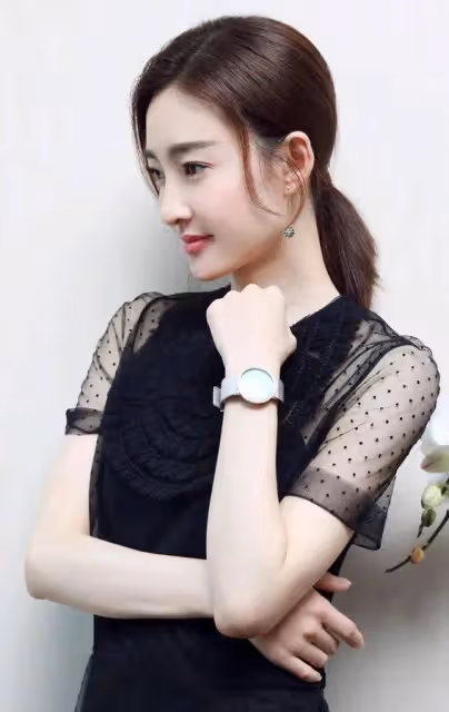 王麗坤:不靠濃妝艷抹的素顏女神,演技與氣質齊飛,低調實力派如何征服觀眾