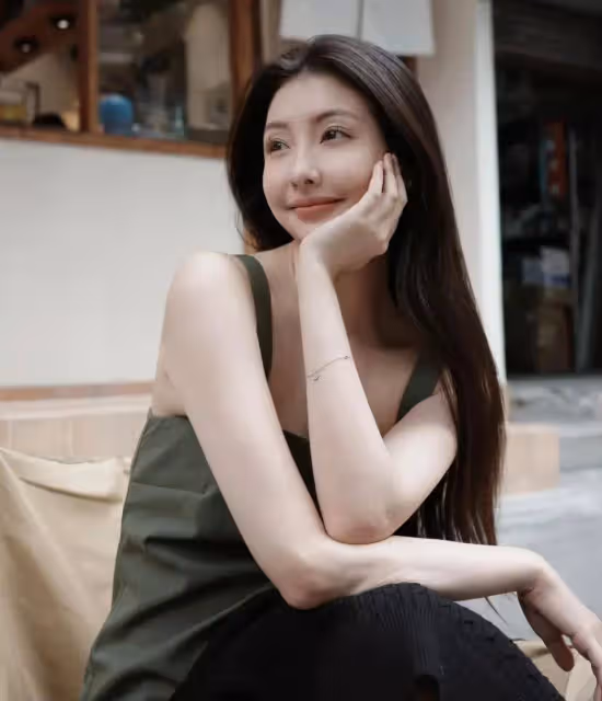 王思聰前女友豆得兒官宣戀情後續，首次曬男友側臉照，長相很帥氣