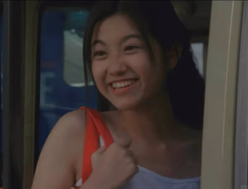 TVB花旦19歲處女作出土!超清純堪稱第一代宅男女神:出道即巔峰