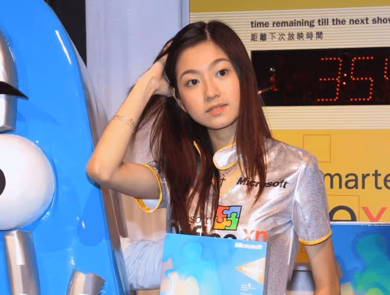 TVB花旦19歲處女作出土!超清純堪稱第一代宅男女神:出道即巔峰