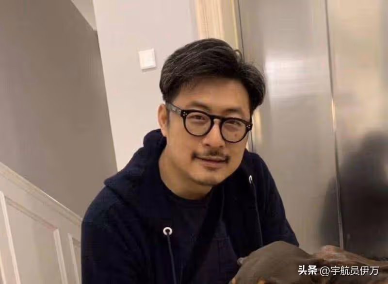 離婚3年，才看懂王岳倫的這盤「大棋」，原來梁家輝真的沒說錯