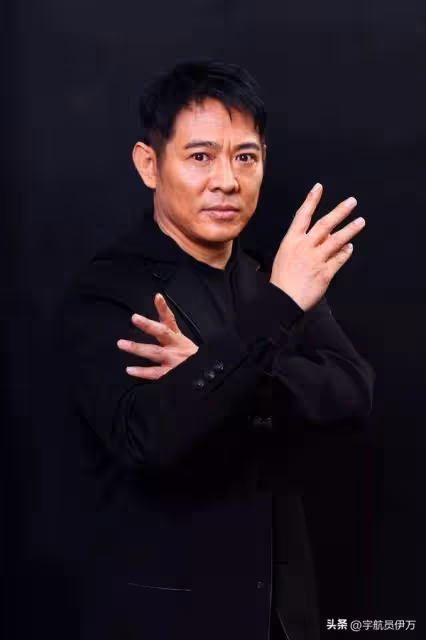 看到61歲的李連杰我才明白,他為何被人唾棄,原來梁家輝沒說錯