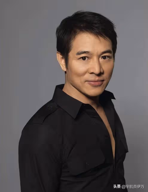 看到61歲的李連杰我才明白,他為何被人唾棄,原來梁家輝沒說錯