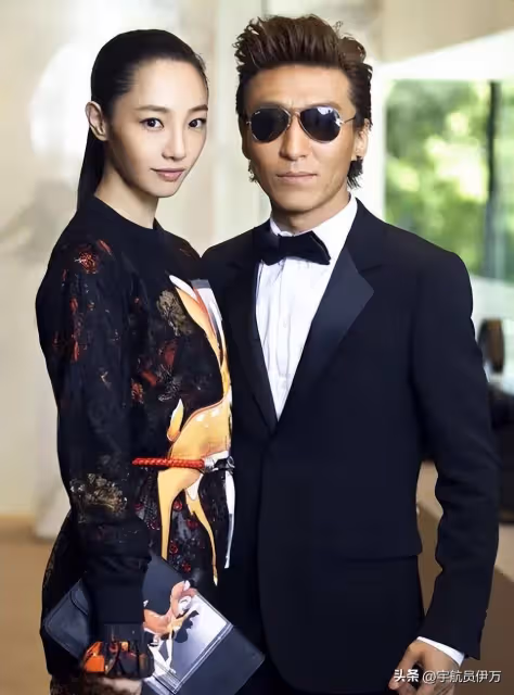 離婚4年和導演同居生二胎,白百何這盤「大棋」,原來陶虹沒說錯