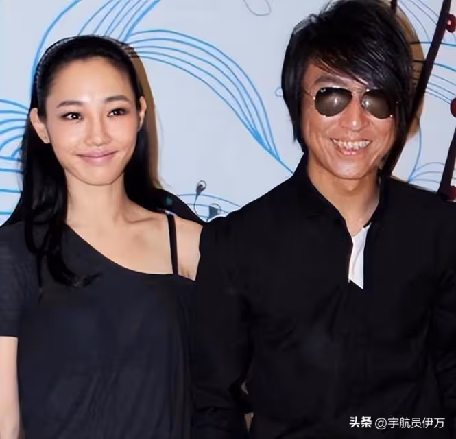 離婚4年和導演同居生二胎,白百何這盤「大棋」,原來陶虹沒說錯