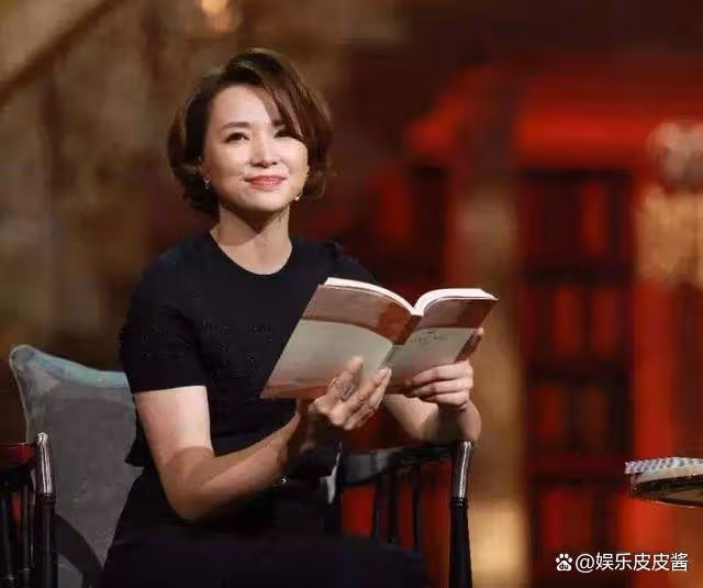 董卿母親罕見露面，媽媽長得真漂亮！
