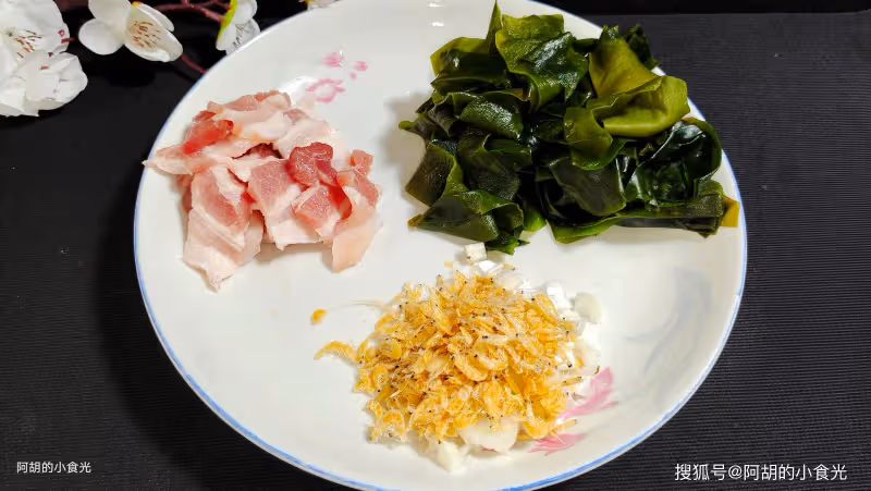 入秋這菜敞開吃,咕嘟咕嘟10分鐘一鍋鮮!湯也鮮、菜也嫩,清爽也不油膩