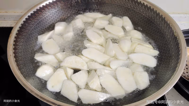 入秋這菜敞開吃,咕嘟咕嘟10分鐘一鍋鮮!湯也鮮、菜也嫩,清爽也不油膩