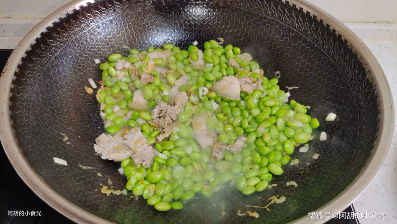 入秋這菜敞開吃,咕嘟咕嘟10分鐘一鍋鮮!湯也鮮、菜也嫩,清爽也不油膩