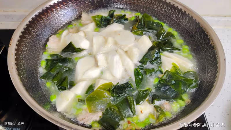 入秋這菜敞開吃,咕嘟咕嘟10分鐘一鍋鮮!湯也鮮、菜也嫩,清爽也不油膩