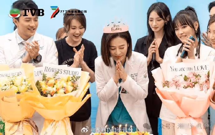 蕭正楠心痛黃翠如巴黎畏高爆哭!高海寧未收到《新聞女王2》劇本