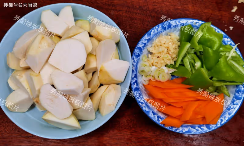 蓮藕蘿蔔先靠邊!秋天就該先吃這菜!隨手一燉,軟滑噴香,真解饞