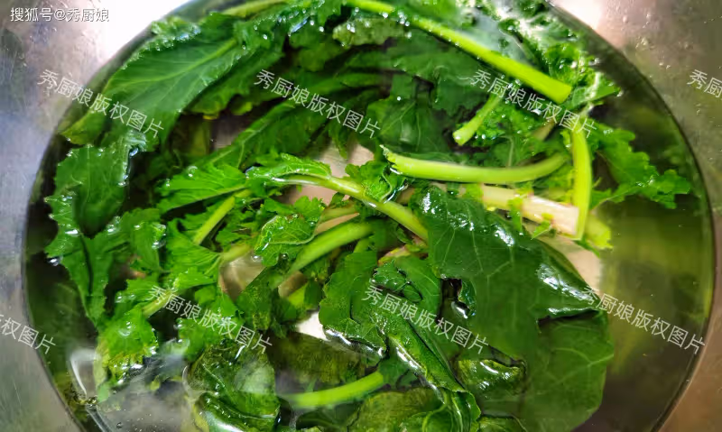 立秋後使勁吃這菜,一潤肺,二護眼,三通便,還是「天然養顏菜」