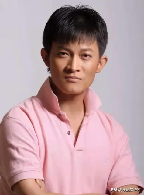 他是內娛「關係戶」,親哥強捧18部劇,如今成人生贏家卻飽受爭議