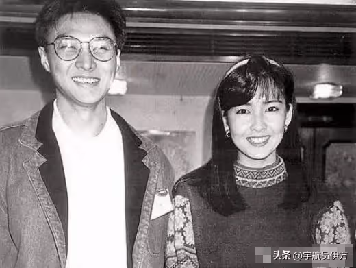 萬萬沒想到,57歲「丁克」了16年的周慧敏,如今成了人生贏家