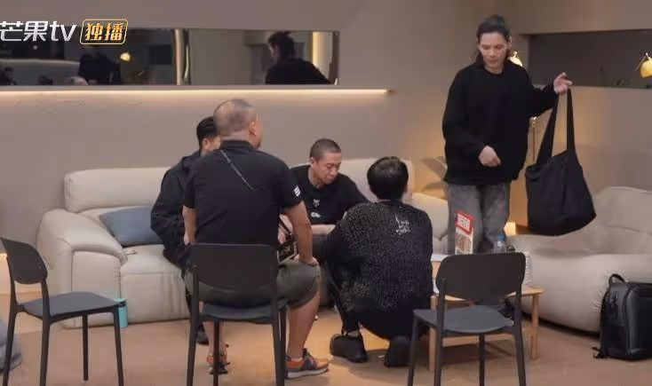惹哭日本歌手,丟人的卻是他