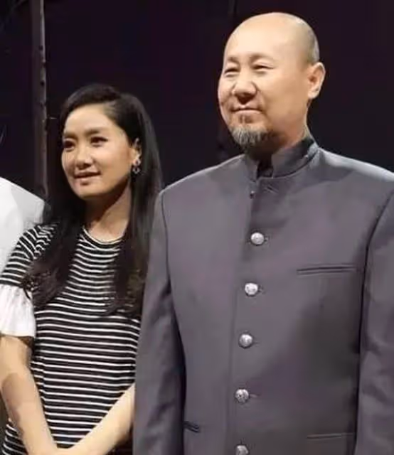 震驚!騰格爾竟是玲花表叔?揭秘娛樂圈6對意想不到的明星親戚