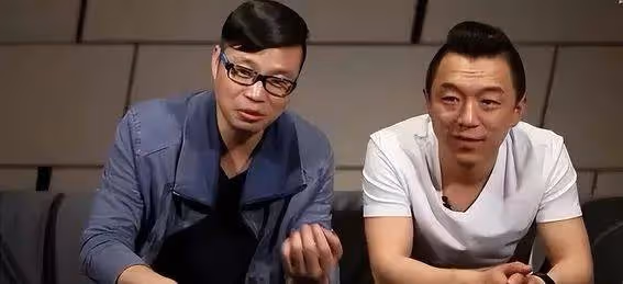 50歲王迅難看風波背後:昔日黃渤搭檔,如今淪為全網笑柄?