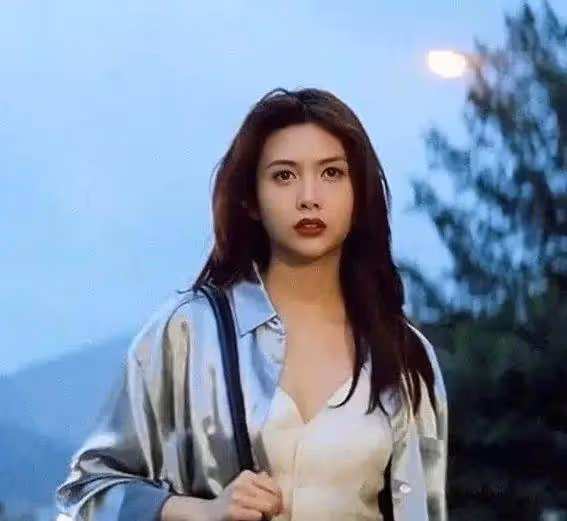 風流成性狂妄無知!他一人玩轉8個女友,私生活堪比「乾隆後宮」!