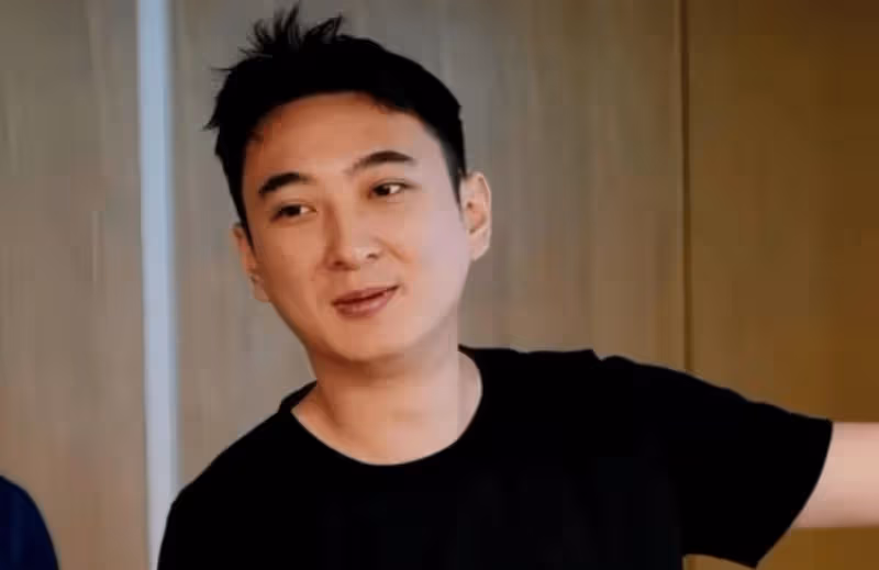 野心暴露!黃一鳴主動拍單人婚紗照,這是要逼王思聰迎娶她嗎?
