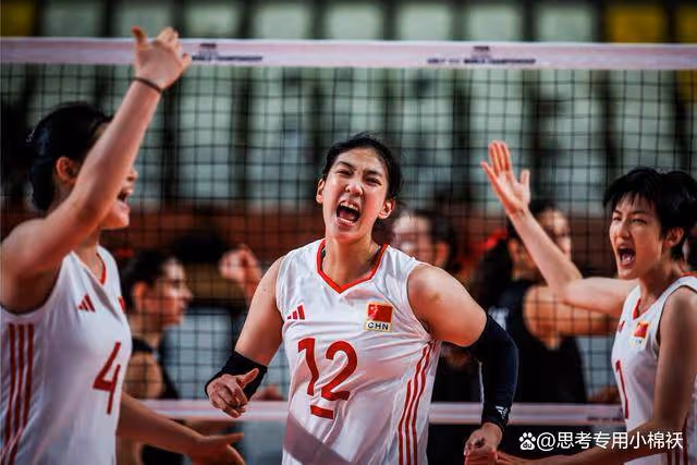 16歲長相神似李盈瑩,也穿12號球衣,中國女排又一希望之星誕生