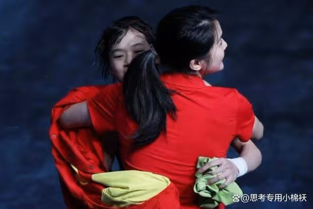 惺惺相惜!全紅嬋直面身體發育才知陳芋汐多難,幸好有兩位女教練
