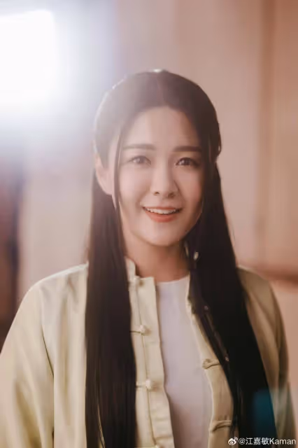 TVB甜美女神江嘉敏曬近況!分享婚紗照疑好事近,三寸事業線吸睛