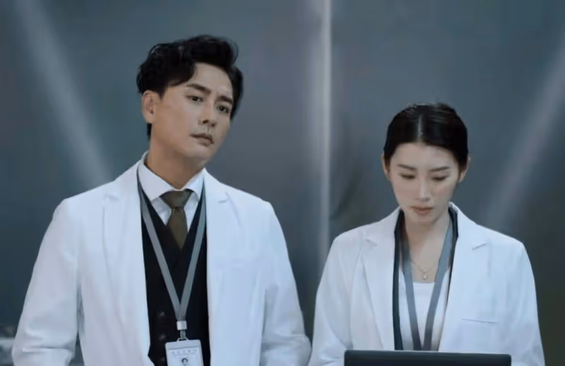TVB收視!《法證先鋒6》首播最高21.5點!《鐵血丹心》最高17點