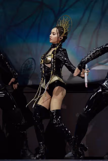蔡依林演唱會造型曝光,霸氣美艷驚艷全場,網友:這氣場絕了!