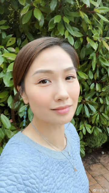 TVB前港姐袁彩雲近況曝光!稱想復出拍劇,年近半百被贊凍齡