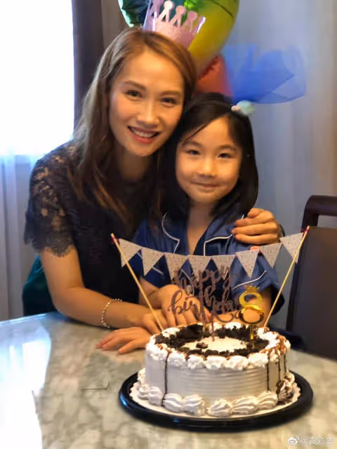 TVB前港姐袁彩雲近況曝光!稱想復出拍劇,年近半百被贊凍齡